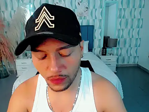 sebastian cruz  online show from 11.09.25