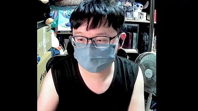 Snapshot of kk05483 chatting on 05.27.26 kk05483 online show from 05.27.26