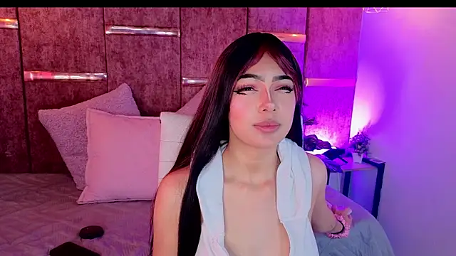  ViolletteNoir  online show from 11.16.25