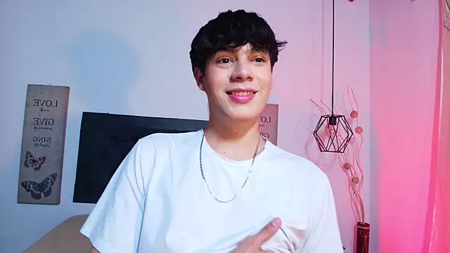 Isaac Kurtt online show from 11.21.25