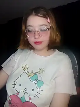 Snapshot of Michi_sauria1 chatting on 11.11.25 Michi sauria1 online show from 11.11.25