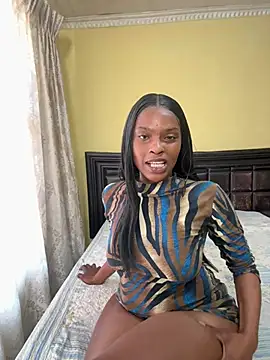 Snapshot of NiaLong21_ chatting on 07.18.26 NiaLong21 online show from 07.18.26