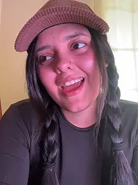 candicewest  online show from 04.23.26