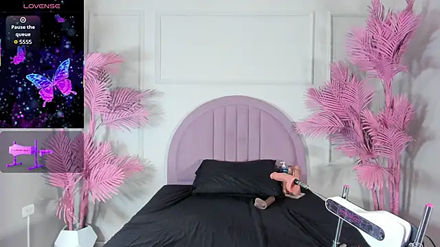 Snapshot of Tamaramilleer chatting on 02.08.26 Tamaramilleer online show from 02.08.26