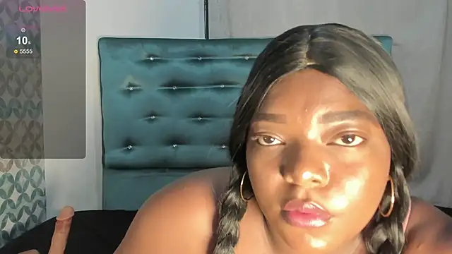 Snapshot of Tamaramilleer chatting on 02.23.26 Tamaramilleer online show from 02.23.26