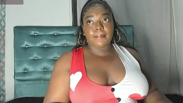 Snapshot of Tamaramilleer chatting on 03.17.26 Tamaramilleer online show from 03.17.26