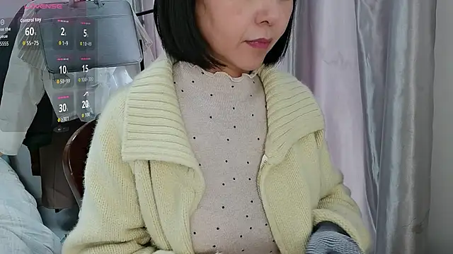 Wanwan61 online show from 11.15.25