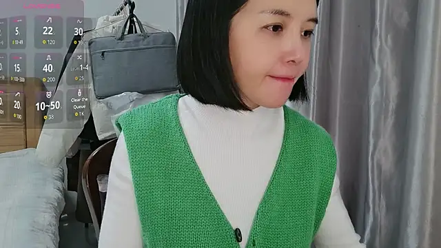 Wanwan61 online show from 11.20.25