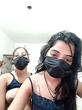 Snapshot of Hot_komall chatting on 02.03.26 Hot komall online show from 02.03.26