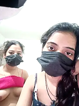 Snapshot of Hot_komall chatting on 02.10.26 Hot komall online show from 02.10.26