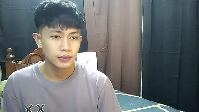 Snapshot of Urloverhardcock chatting on 07.15.26 Urloverhardcock online show from 07.15.26