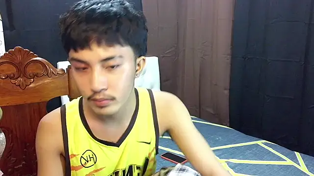 Snapshot of Urloverhardcock chatting on 07.16.26 Urloverhardcock online show from 07.16.26