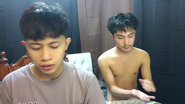 Snapshot of Urloverhardcock chatting on 07.18.26 Urloverhardcock online show from 07.18.26