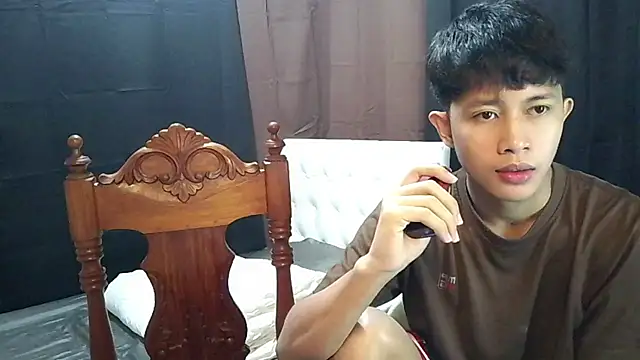 Snapshot of Urloverhardcock chatting on 07.29.26 Urloverhardcock online show from 07.29.26
