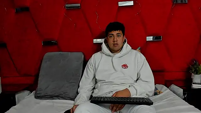 Emmaanddarling online show from 01.15.26