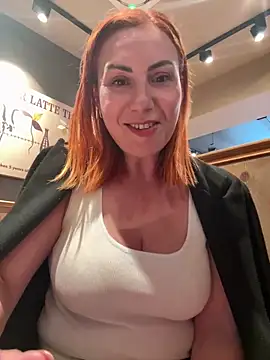 Snapshot of pervimilf chatting on 05.14.26 pervimilf online show from 05.14.26