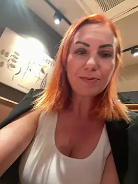 Snapshot of pervimilf chatting on 06.08.26 pervimilf online show from 06.08.26