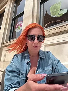 Snapshot of pervimilf chatting on 06.15.26 pervimilf online show from 06.15.26