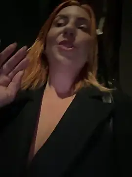 Snapshot of pervimilf chatting on 06.17.26 pervimilf online show from 06.17.26