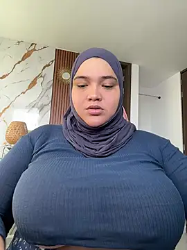Snapshot of sweetmuslim01 chatting on 06.25.26 sweetmuslim01 online show from 06.25.26