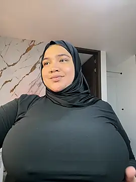 Snapshot of sweetmuslim01 chatting on 07.03.26 sweetmuslim01 online show from 07.03.26