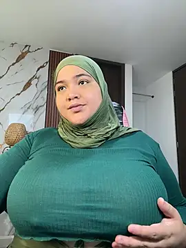 Snapshot of sweetmuslim01 chatting on 07.03.26 sweetmuslim01 online show from 07.03.26