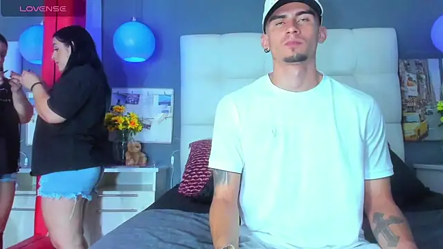 Sharon Tyga20 online show from 11.27.25