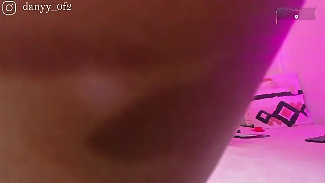 Snapshot of Daniihot__ chatting on 02.20.26 Daniihot online show from 02.20.26