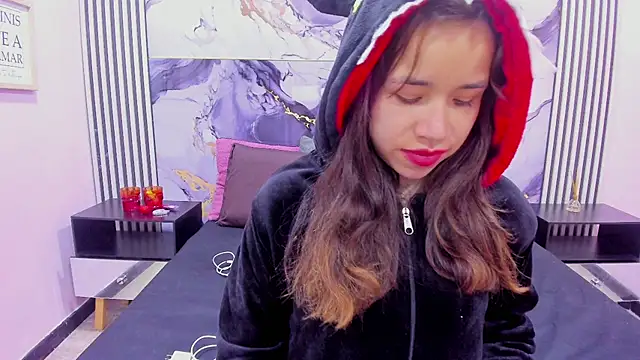 Hot Barbie Poku2 online show from 11.11.25