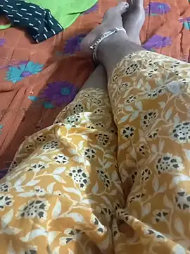 Snapshot of Rathi_telugu_couple chatting on 06.27.26 Rathi telugu couple online show from 06.27.26