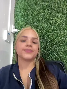 Sara  Secret online show from 01.14.26