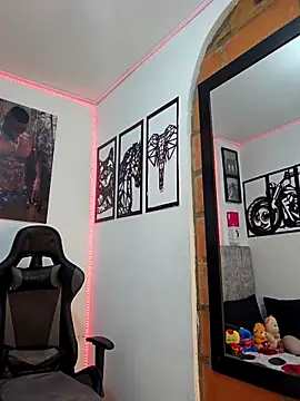 MIKE KILIANjs online show from 04.21.26