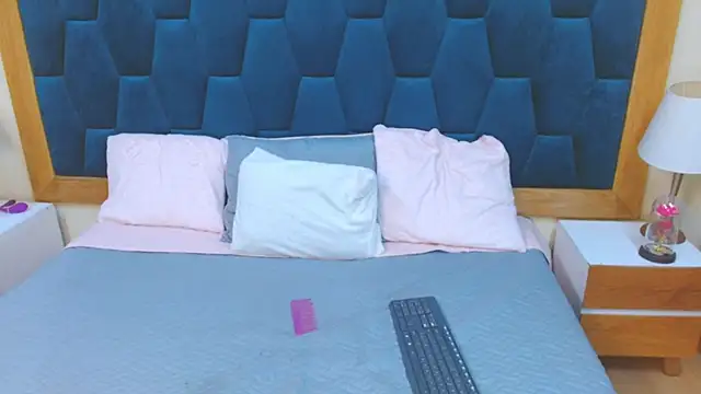 morrigan luxus2 online show from 01.31.26