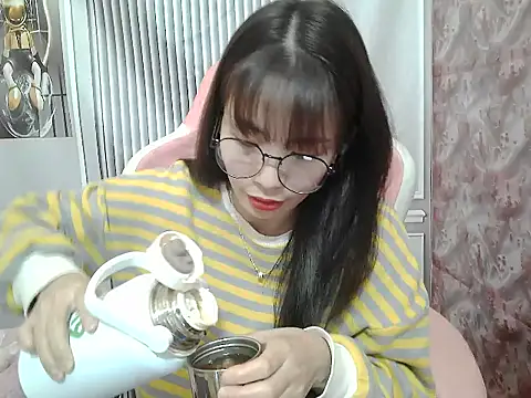 Ella039 online show from 01.07.26