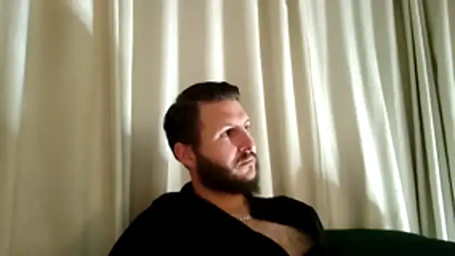 Dragonite2626 online show from 11.12.25