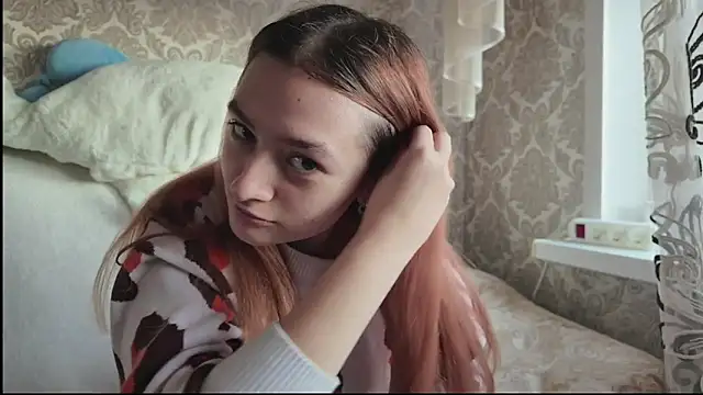 SweetLiaison online show from 11.25.25