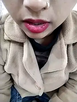 Sexy Divya   online show from 12.16.25