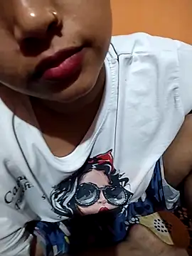 Snapshot of Sexy_Divya__ chatting on 04.23.26 Sexy Divya online show from 04.23.26