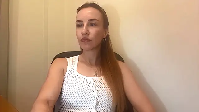 Nyxelia  online show from 12.16.25