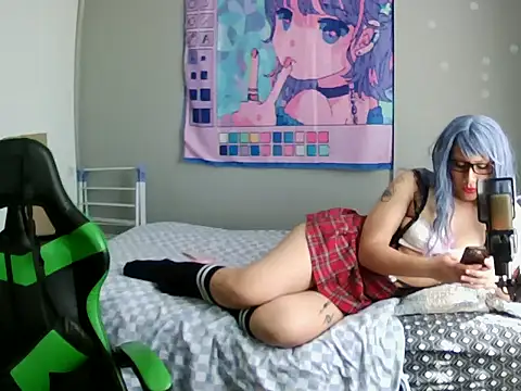 Snapshot of CheriePink chatting on 11.07.25 CheriePink online show from 11.07.25