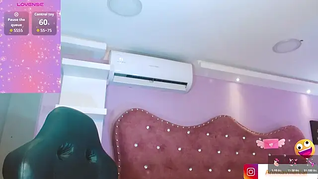 AnnaRouseQueen online show from 12.17.25