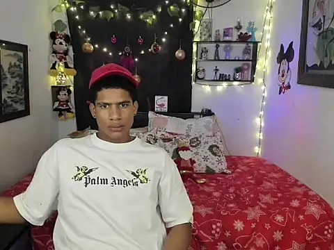 JUANBIGCOCK21CM online show from 12.14.25