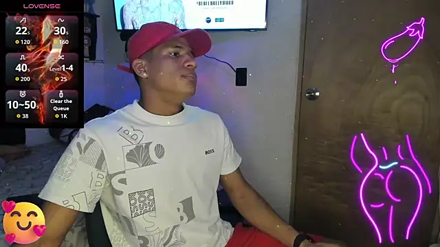 Snapshot of JUANBIGCOCK21CM chatting on 02.13.26 JUANBIGCOCK21CM online show from 02.13.26