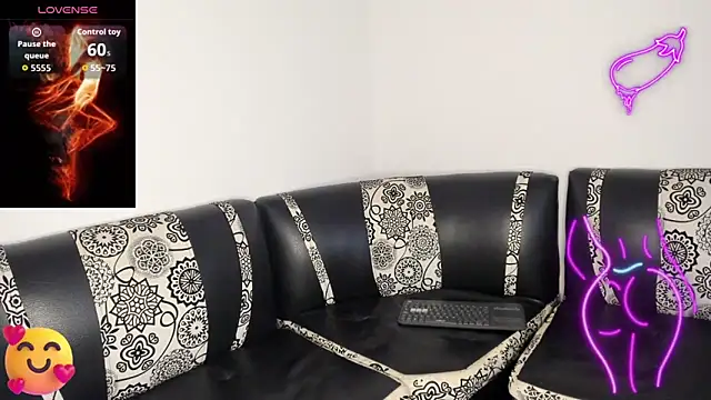 Snapshot of JUANBIGCOCK21CM chatting on 04.06.26 JUANBIGCOCK21CM online show from 04.06.26