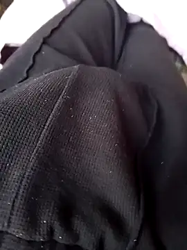 Snapshot of rafifucking_king chatting on 11.12.25 rafifucking king online show from 11.12.25