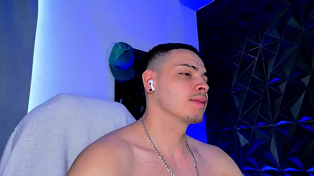 Maxwell Dupont online show from 12.17.25