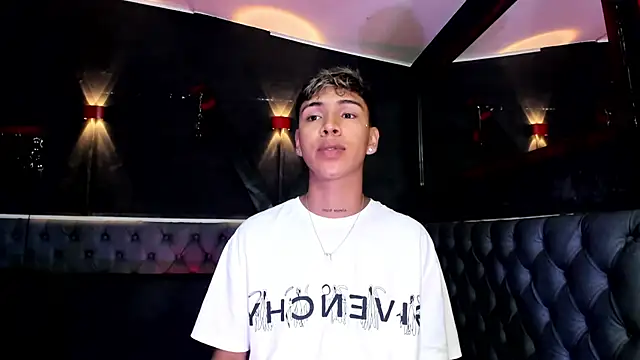 Timmy Kiing  online show from 12.22.25