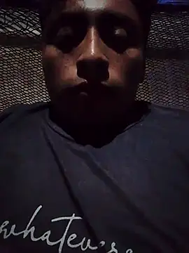 Snapshot of AMarco0001 chatting on 11.10.25 AMarco0001 online show from 11.10.25