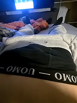 cazzoficasposati online show from 11.18.25