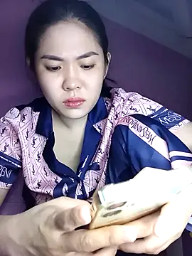 Snapshot of -Arabella- chatting on 11.26.25 -Arabella- online show from 11.26.25